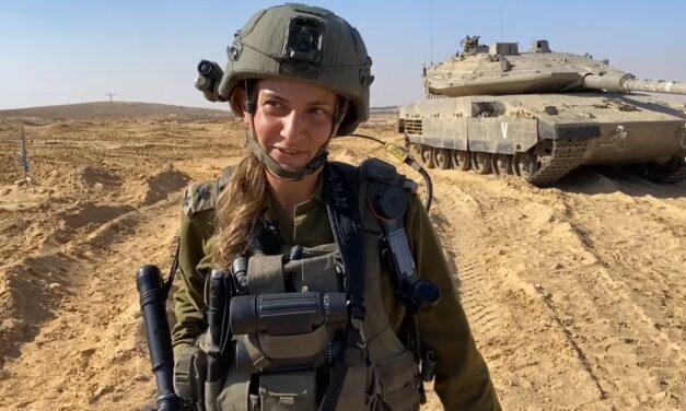 Israeli Female Soldiers Defeated 100 Hamas Terrorists