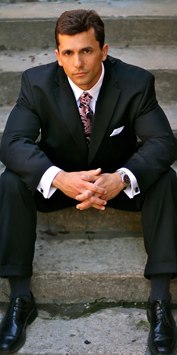 Dr. Benedict Beckeld